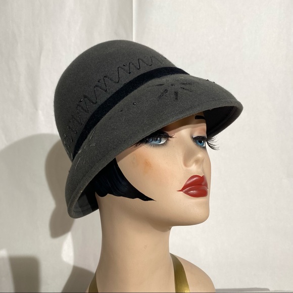 Important Hats By Mindy Fradkin - Picture 4 of 10